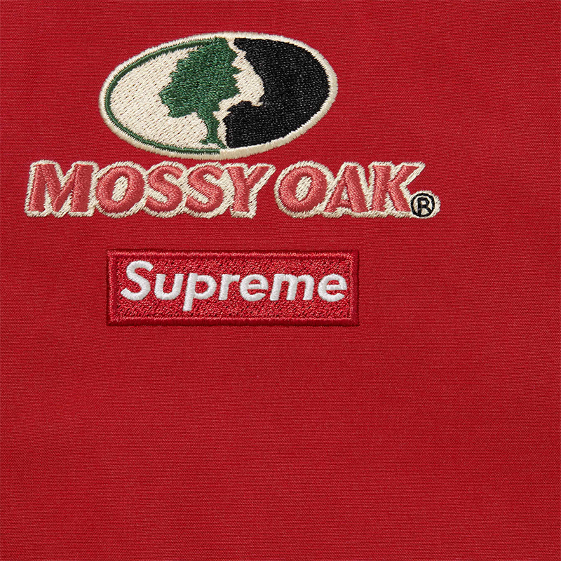 Supreme GORE-TEX Mossy Oak Jacket Red